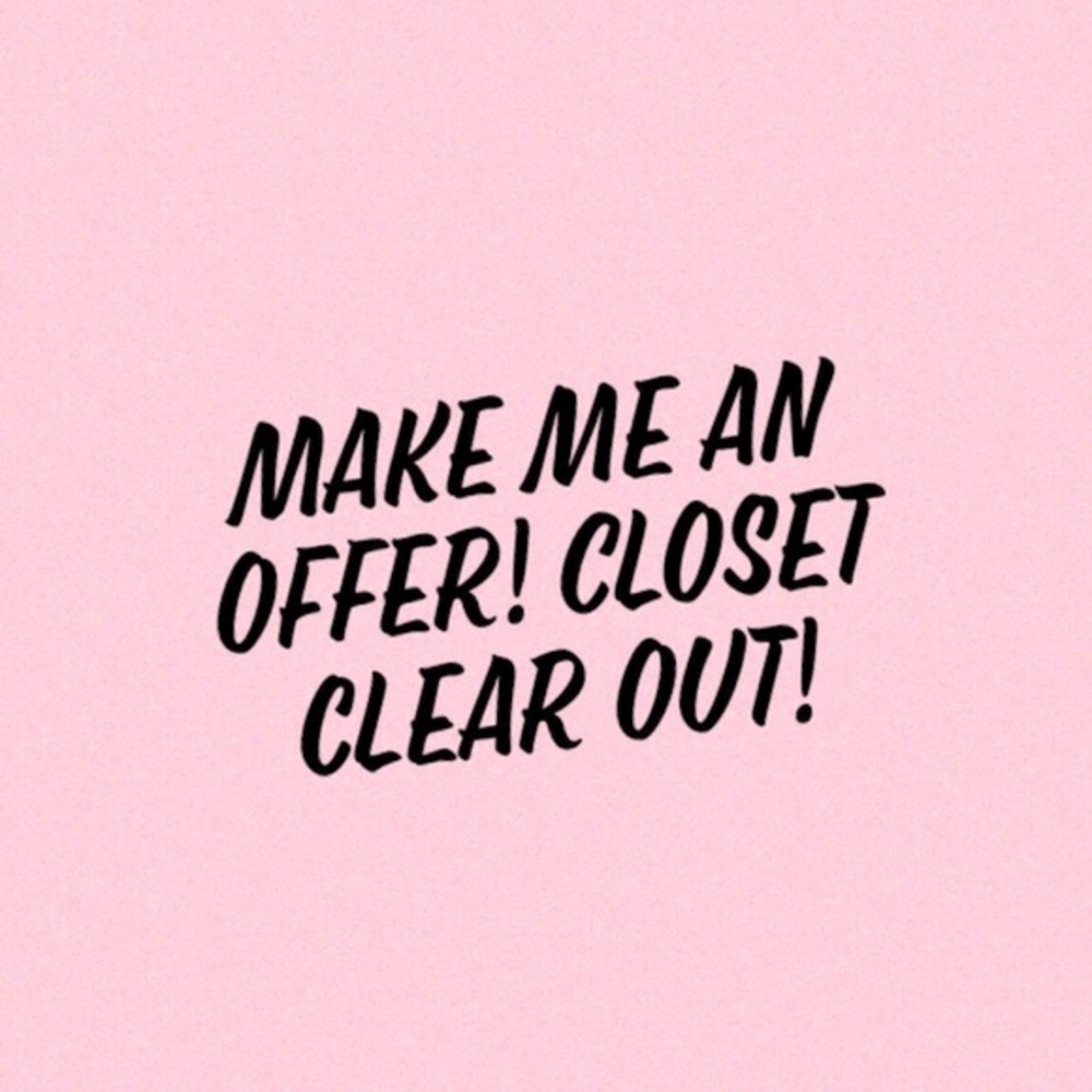 CLOSET CLEAROUT ๐ - Picture 1 of 1